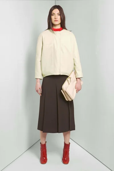 Look 18